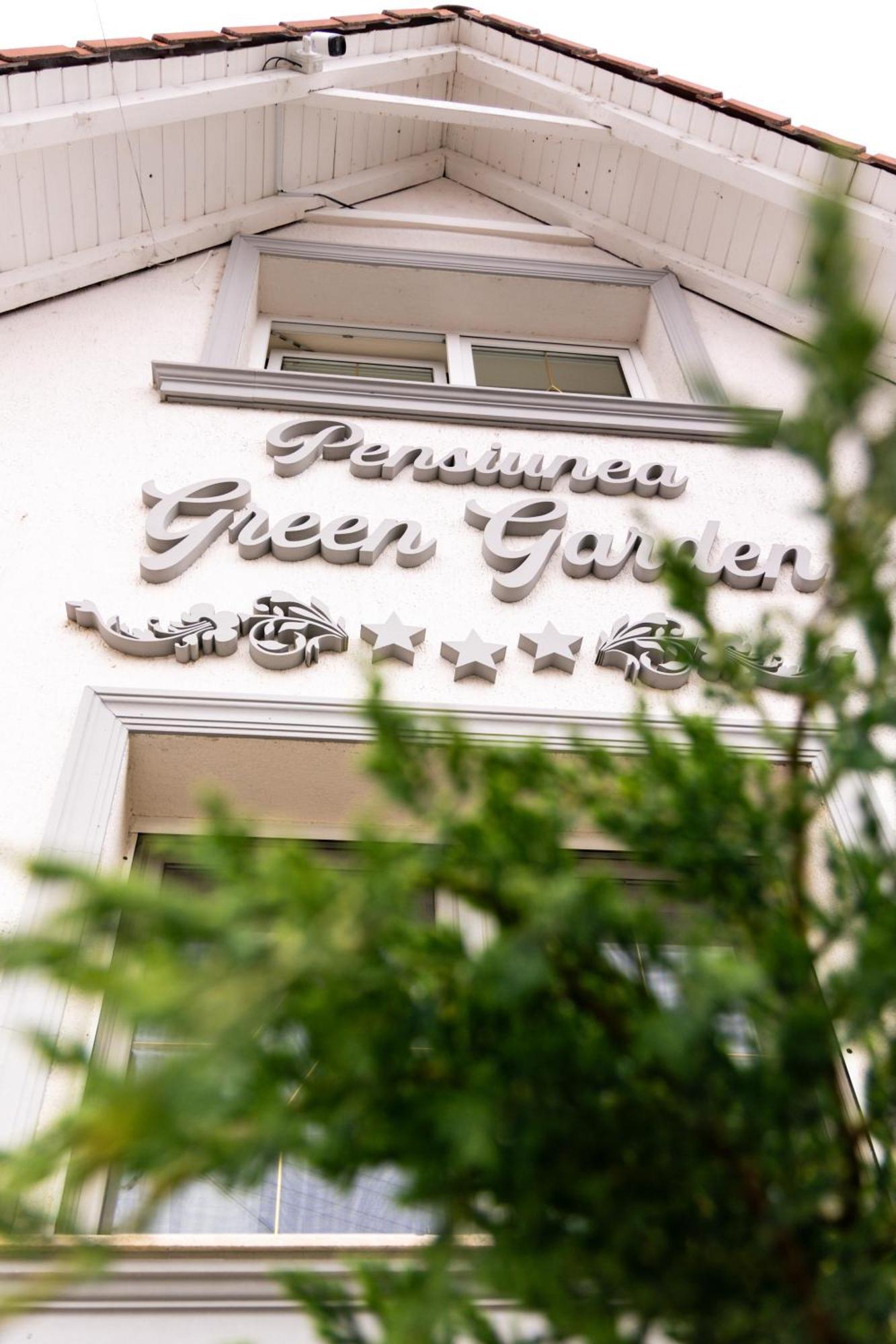 Green Garden Avrig Exterior foto